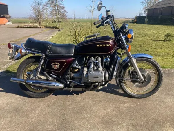 1976 Honda GL 1000 - € 3.900 (1/1)