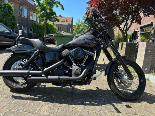 Year unknown Harley-Davidson Dyna Street Bob Custom - €9,000 · Bidding (1/1)