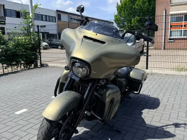 2021 Harley-Davidson Ultra Limited FLHTK 114 – 2021 Custom Paint - € 22.995 · Bieden (1/1)