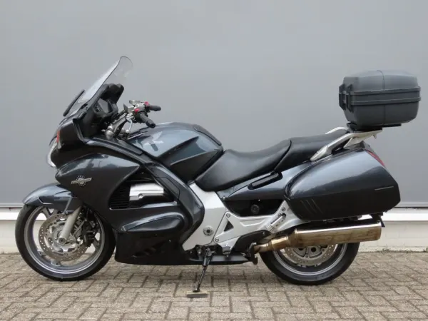 2006 Honda ST 1300 Pan European ABS - €5,250 · Bidding (1/1)