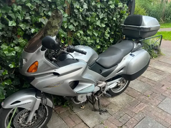 2004 Honda Deauville - € 1.200 (1/1)