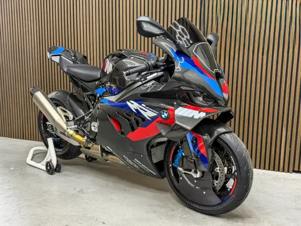 2025 BMW M 1000 RR - €33,950 (1/1)