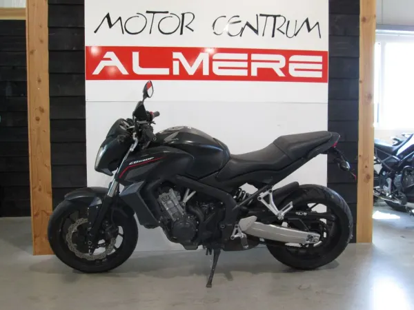 2016 Honda CB 650 F ABS - € 5.499 (1/1)