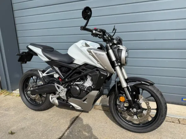 2018 Honda CB 125 R - € 3.600 (1/1)