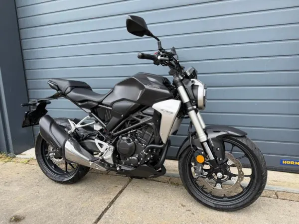 2018 Honda CB 300 R - €3,700 (1/1)