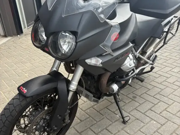 2012 Moto Guzzi Stelvio 1200 - € 6.000 (1/1)