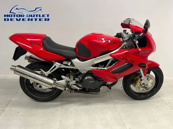 1998 Honda VTR 1000 F Firestorm - € 1.950 (1/1)