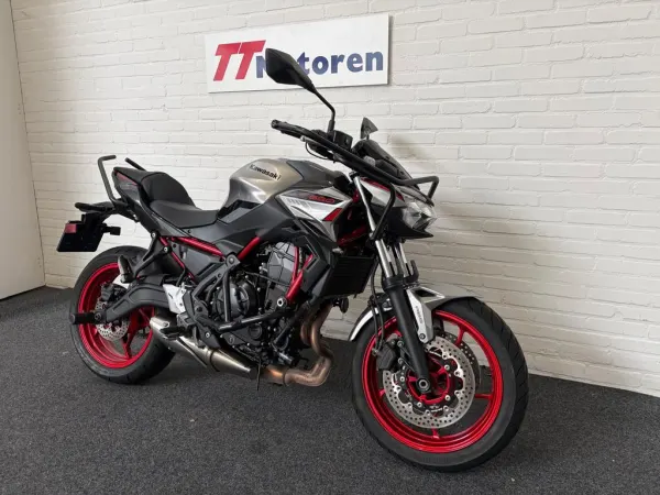 2024 Kawasaki Z650 - € 6.450 (1/1)