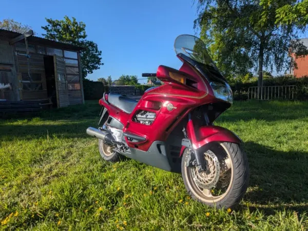 Year unknown Honda ST 1100 - €2,950 · Bidding (1/1)