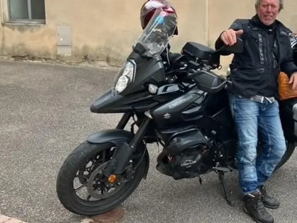 2019 Suzuki V-Strom 1000 - €9,250 (1/1)