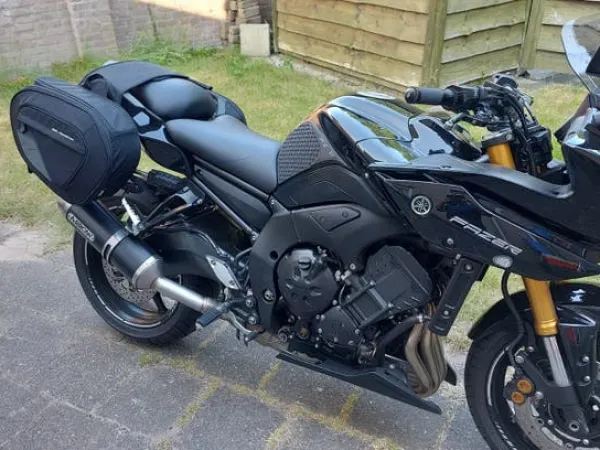 2010 Yamaha FZ 8 - €5,250 (1/1)