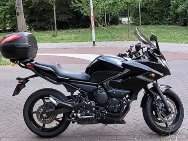 2010 Yamaha XJ 6 - €4,200 (1/1)