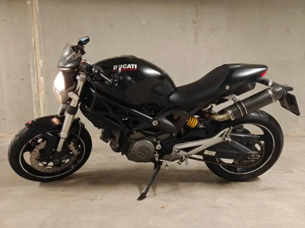 2008 Ducati Monster 696 09/2008 80pk - € 3.700 · Bieden (1/1)
