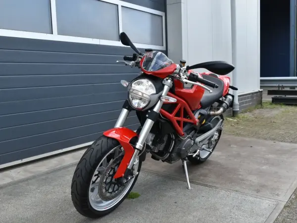 2009 Ducati Monster 1100 - € 5.999 (1/1)