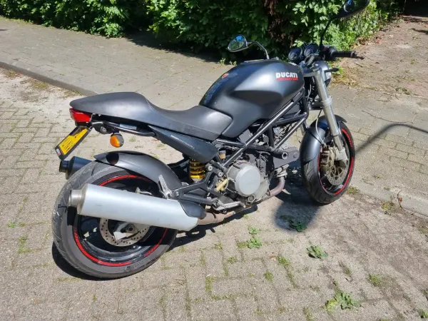 2004 Ducati Monster 620 - €2,000 (1/1)