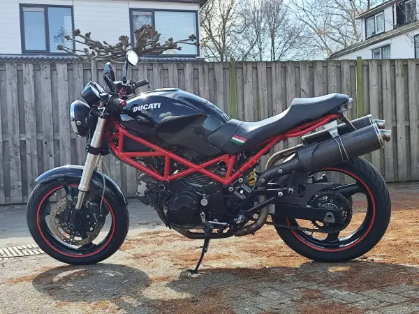 2006 Ducati Monster 695 - € 3.499 (1/1)
