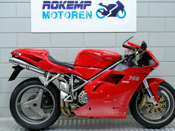 2002 Ducati 748 - € 7.499 (1/1)