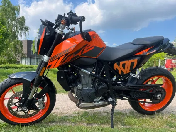 2018 KTM 690 Duke - €5,250 · Bidding (1/1)