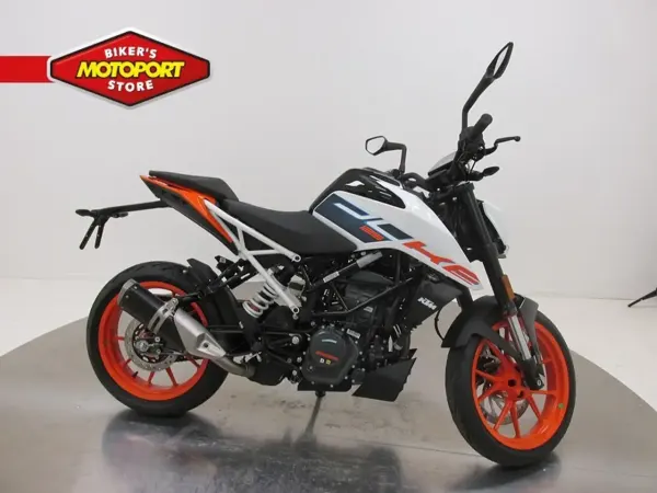 2023 KTM 125 Duke - € 4.999 (1/1)