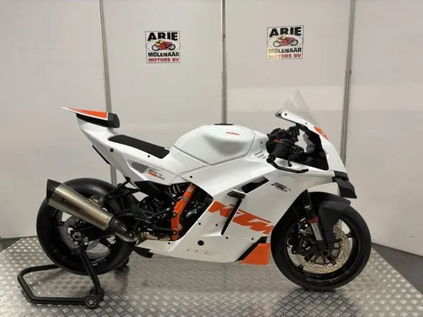 2026 KTM 990 RC R Track - € 19.790 (1/1)