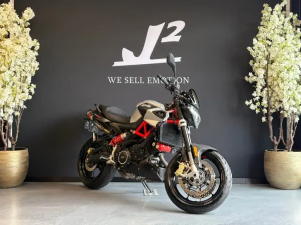 2017 Aprilia Shiver 900 - € 6.499 (1/1)