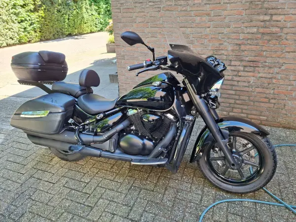 2016 Suzuki Intruder C - € 9.250 (1/1)