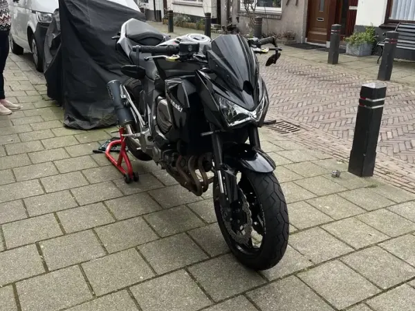 2015 Kawasaki Z 800 - € 5.500 (1/1)