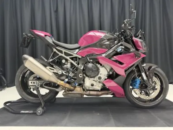 2025 BMW M 1000 R - € 24.950 · Bieden (1/1)