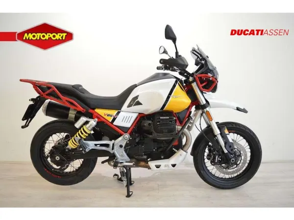 2019 Moto Guzzi V 85 TT - €8,990 (1/1)