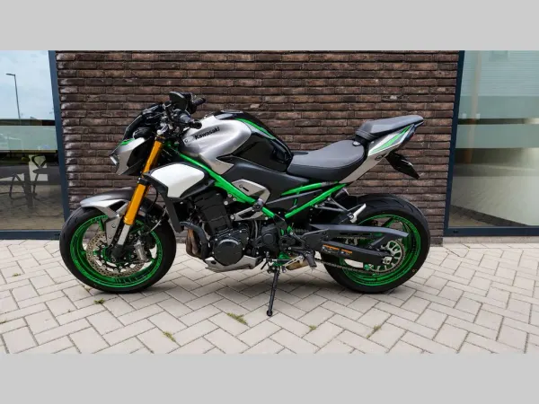 2025 Kawasaki Z900 SE - € 11.950 (1/1)