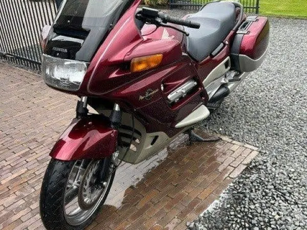 1997 Honda Pan European ST 1100 - € 2.750 (1/1)