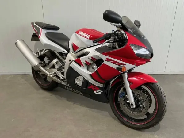 Year unknown Yamaha Yzf-r6 - €1,250 · Bidding (1/1)