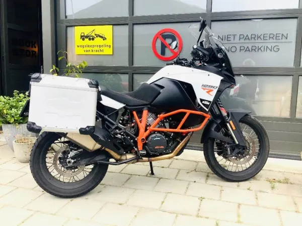 2017 KTM 1290 Super Adventure R - €11,250 · Bidding (1/1)