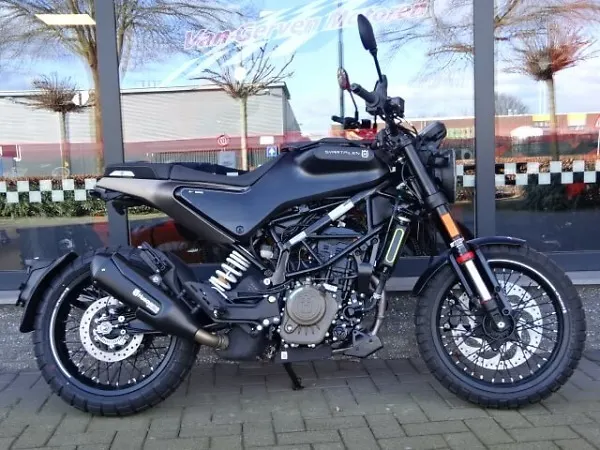 Bouwjaar onbekend Husqvarna 125 Svartpilen - € 4.993 (1/1)