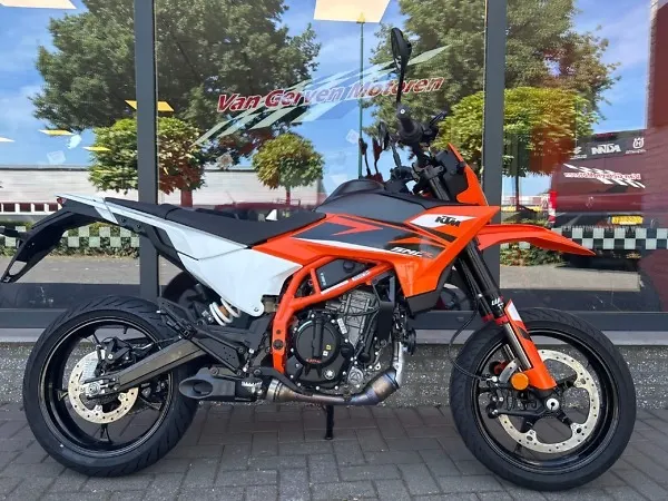 2025 KTM 125 SMC R - €6,590 (1/1)