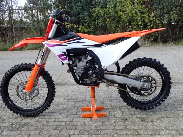 2024 KTM 250 SX-F 2024 met Slechts 75 uur - €5,950 (1/1)