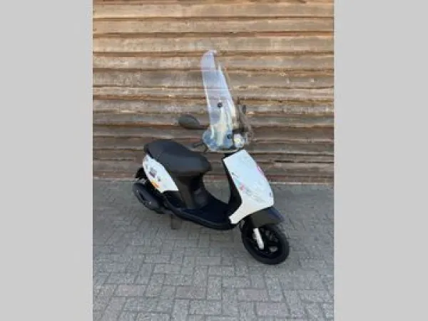 2021 Piaggio Zip 45Km/H Overig - € 1.500 (1/1)