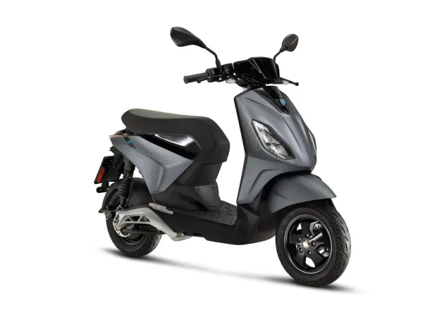 Bouwjaar onbekend Piaggio 1+ 2.2kw One 100% Elektrisch - € 3.599 (1/1)