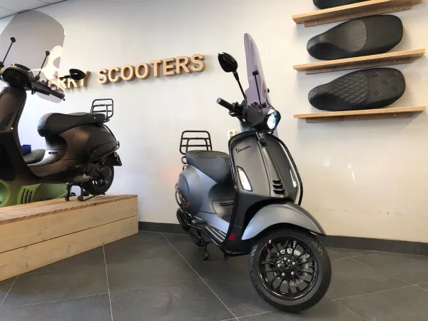 Bouwjaar onbekend Vespa Sprint S Grigio Titanio Matgrijs - € 5.750 (1/1)