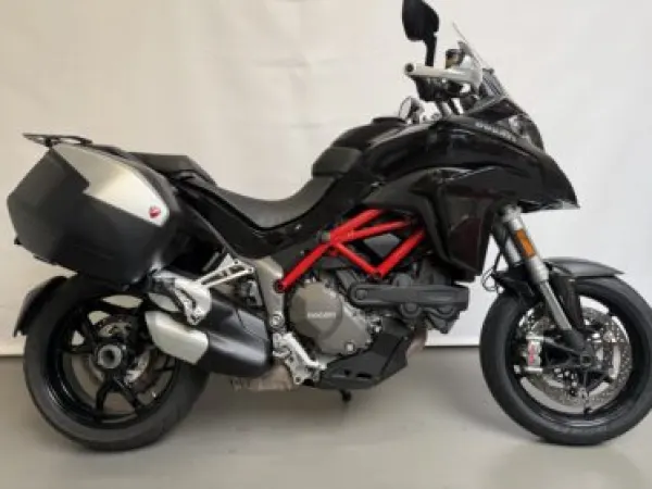 2015 Ducati Multistrada 1200S DVT Black - €13,250 (1/1)