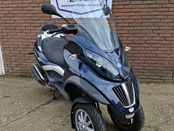 2022 Piaggio MP3 400IE - € 3.750 (1/1)