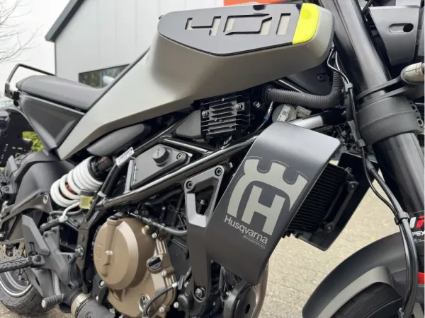 2024 Husqvarna Svartpilen 401 24 - € 6.050 (1/1)