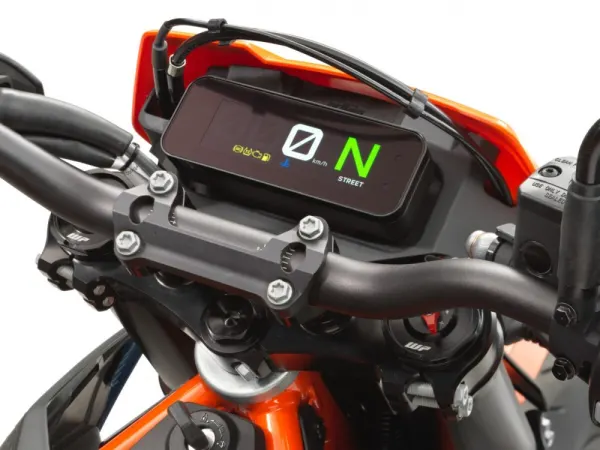 2026 KTM 690 SMC R ABS 26 - €12,890 (1/1)