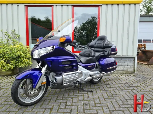 2002 Honda Goldwing GL1800 2002 Illusion Blue - €8,500 (1/1)
