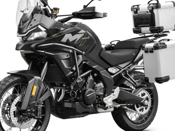 Year unknown Cfmoto 700MT Adventure - €7,999 (1/1)