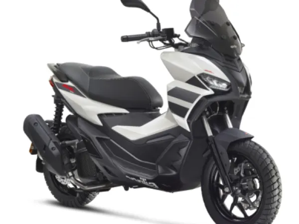 Bouwjaar onbekend Aprilia SR GT 125 - € 4.730 (1/1)