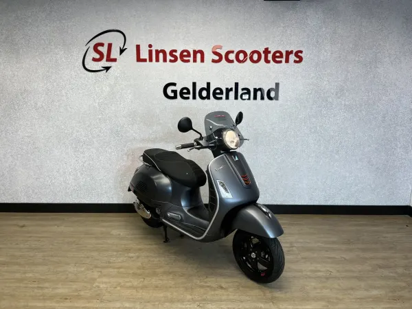 2018 Vespa GTS Super 300cc i.e. Mat Grijs - € 4.795 (1/1)