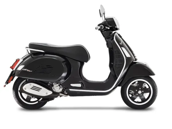 2023 Vespa Gts Super HPE 125CC/ 300CC - € 6.399 (1/1)