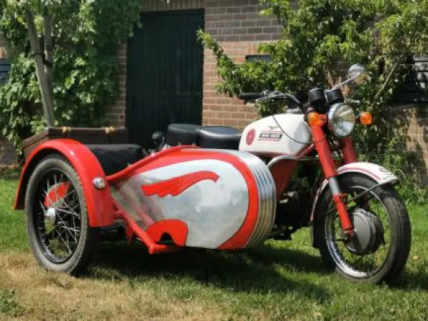 1972 Moto Guzzi Nuovo Falcone 500cc OHV - €7,150 (1/1)