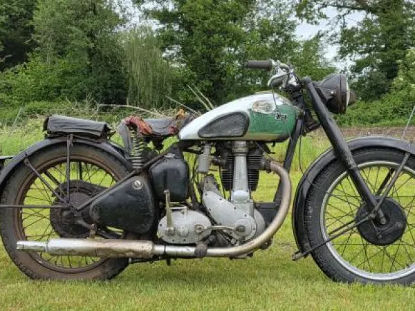 1945 BSA B31 1945 Great Patina Project - €3,450 (1/1)